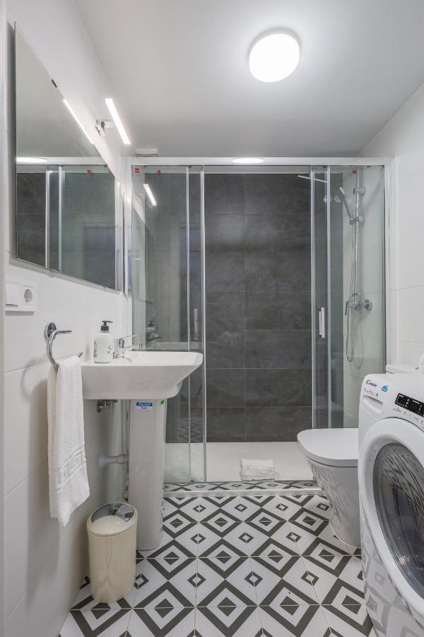 Apartamento De Diseno Centro Sevilla. Wifi/Ac Εξωτερικό φωτογραφία
